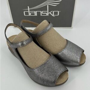 Dansko Women's Metallic Marcy sandals